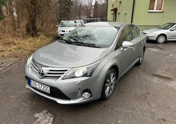 Toyota Avensis cena 36500 przebieg: 194000, rok produkcji 2013 z Będzin małe 781